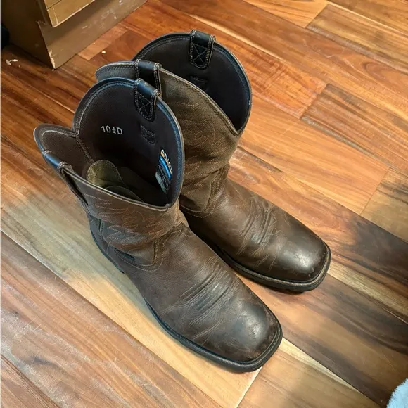 Groundbreaker Wide Square Toe Waterproof Steel Toe Work Boot size 10.5 D