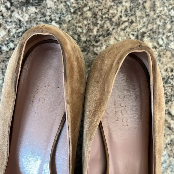 Gucci Suede Dahlia Bamboo Heels