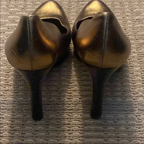 Gucci Women's Bronze Heels