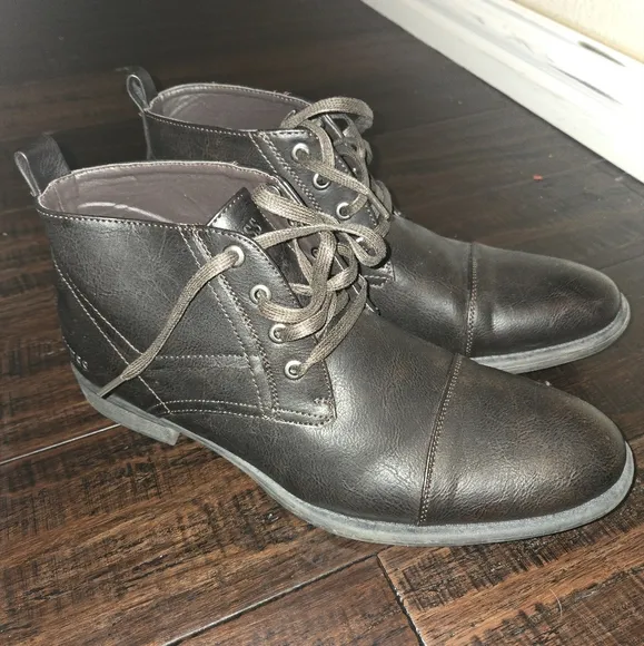 Guess GM Napoleon Casual Boots sz 10
