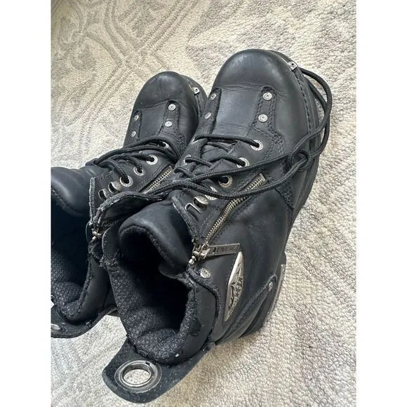 HARLEY DAVIDSON‎ Rugged Black Leather Boots W/ Metal Accents - Durable &amp;…