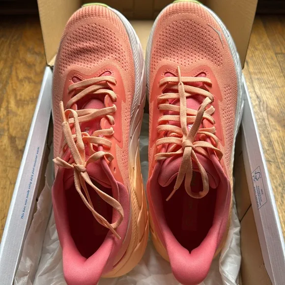 Hoka Ahari 7 women shoes