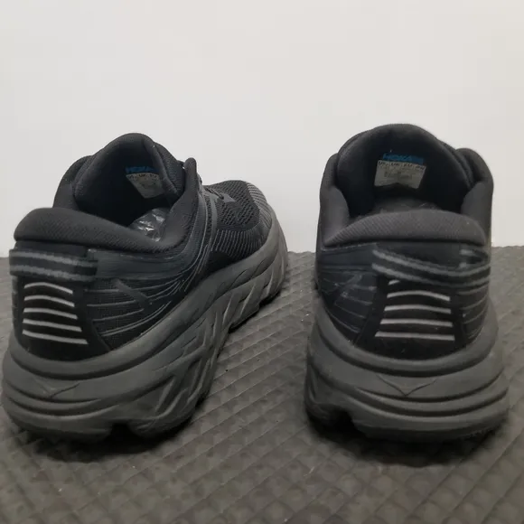 Hoka Bondi 7 Men's Running Shoe * Size: 7.5 2E Wide