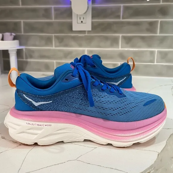 Hoka Bondi 8 Sneakers. Women’s Size 5 D. Color Coastal Sky