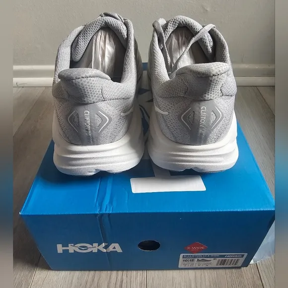 Hoka Clifton 10 X-Wide Size 10, 10.5, 12.5 4E Stellar Grey Running Shoes New