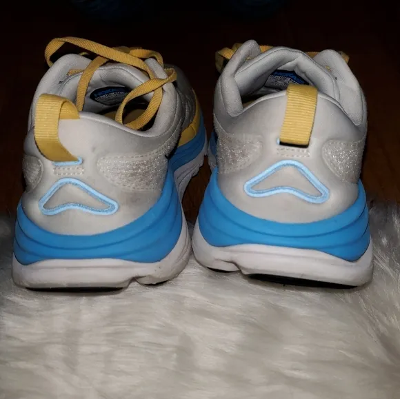 Hoka Gaviota 5 Womens Wide Running Shoes