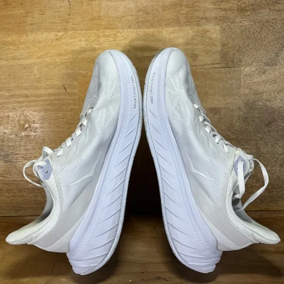 Hoka One One Carbon X 2 LIGHTWEIGHT Mens Size 8 (D) Running Shoes Sneakers White