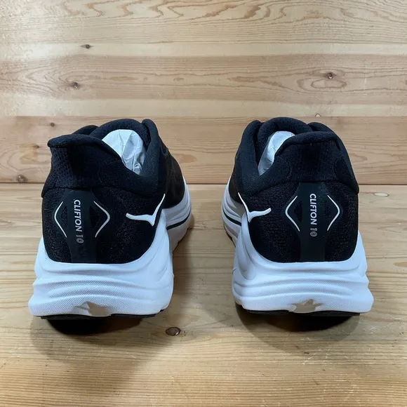 Hoka One One Clifton 10 Running Shoes Men’s 11 2E WIDE Black White 1162032 BWHT