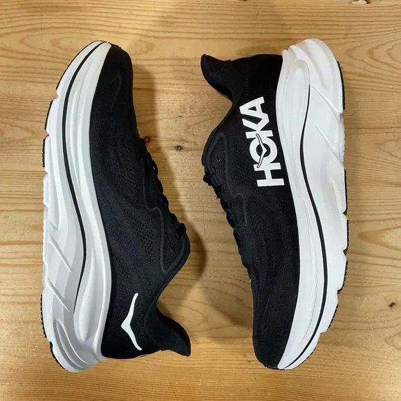 Hoka One One Clifton 10 Running Shoes Men’s 11 2E WIDE Black White 1162032 BWHT