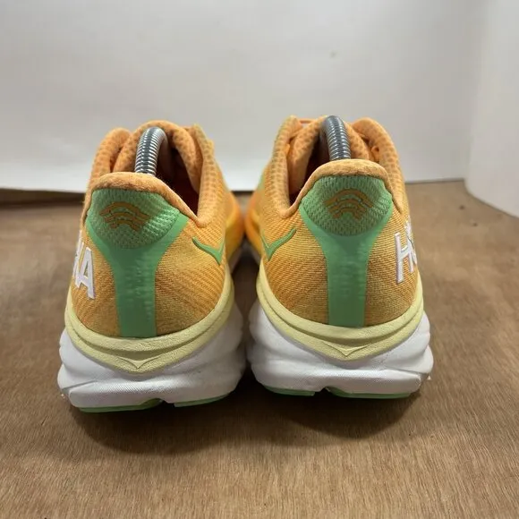 Hoka One One Clifton 9 Men Size 9.5 Orange Running Shoes Sneakers