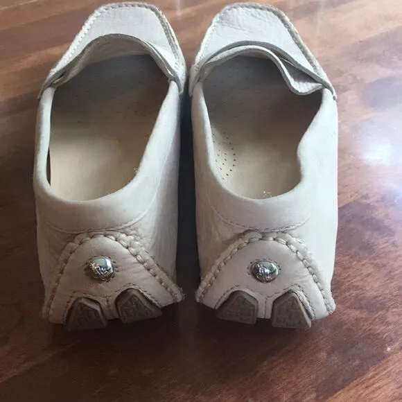 🎉HP🎉Cole Haan nude leather driving shoes size 8