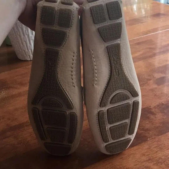 🎉HP🎉Cole Haan nude leather driving shoes size 8