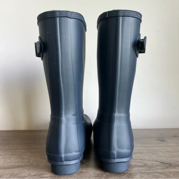 Hunter Original Short Navy Women's Boot Size 8 #B1386