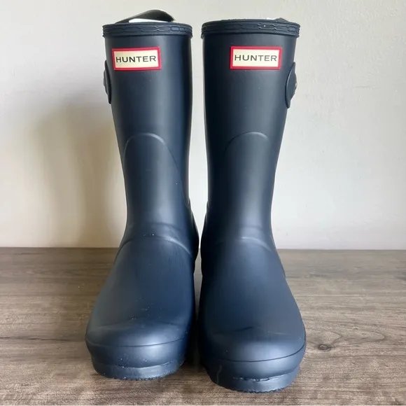 Hunter Original Short Navy Women's Boot Size 8 #B1386