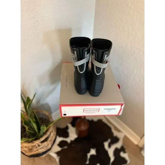 HUNTER Original Short Back Adjustable Rain Boot, BLACK GRAY, Size 9, NWT