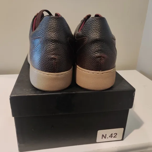 I Maschi Men Sneakers - European Size 42