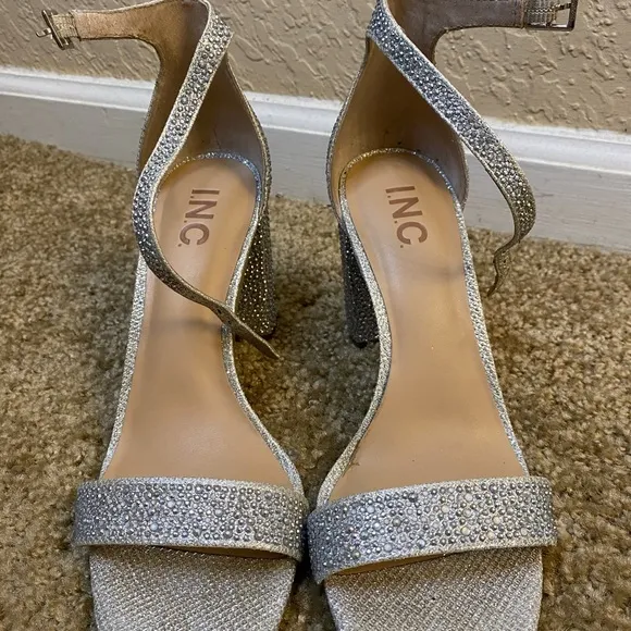 INC Lexini Silver Crystal Rhinestone Sandals Block Heel Sz 7M for prom