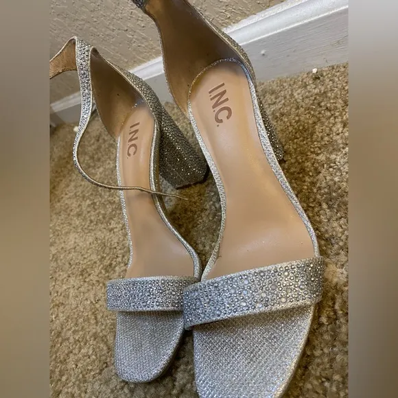 INC Lexini Silver Crystal Rhinestone Sandals Block Heel Sz 7M for prom