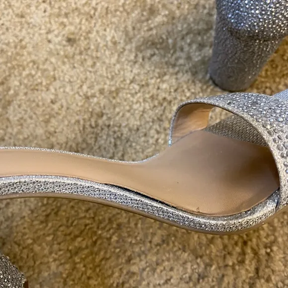 INC Lexini Silver Crystal Rhinestone Sandals Block Heel Sz 7M for prom