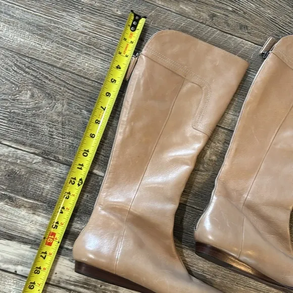 J VINCENT WOMEN TAN LEATHER BACK ZIP RETRO VINTAGE 90S FLAT KNEE BOOTS, 8 1/2M