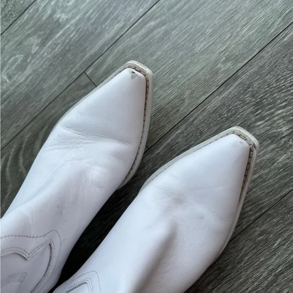 JEFFREY CAMPBELL Dagget White Cowgirl Boots 9