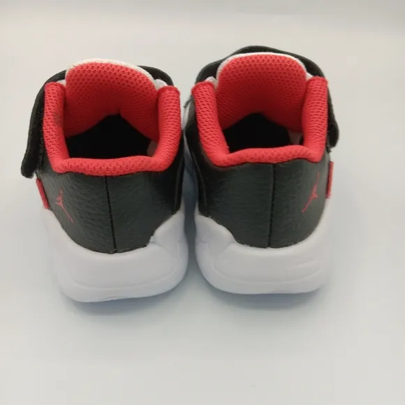JORDAN 11 CMFT LOW (TD) BOYS SHOES Size 9C New