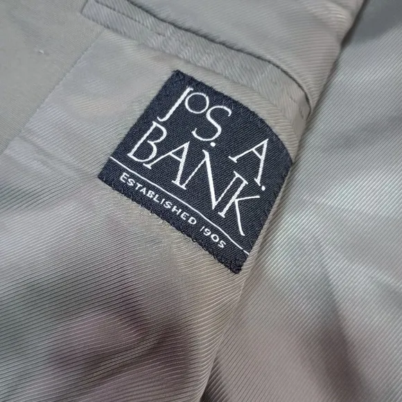 Jos. A. Bank Signature 2-Piece Suit Men's 42L Long‎ 36 x 30 Tan Wool Blend