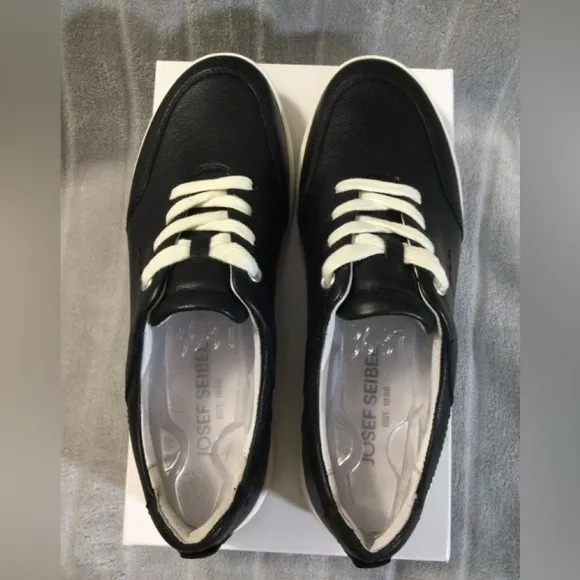 Josef Seibel Caren 41 Black Leather Sneaker EU 37 US 6 to 6.5