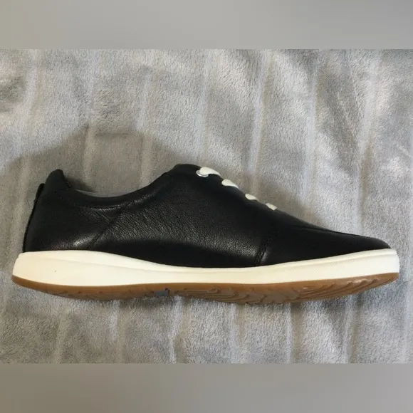 Josef Seibel Caren 41 Black Leather Sneaker EU 37 US 6 to 6.5