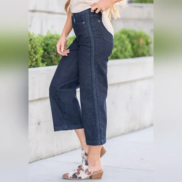 Judy Blue HR Braided Side Seam Wide Leg Straight Cropped Jeans Regular Plus NEW