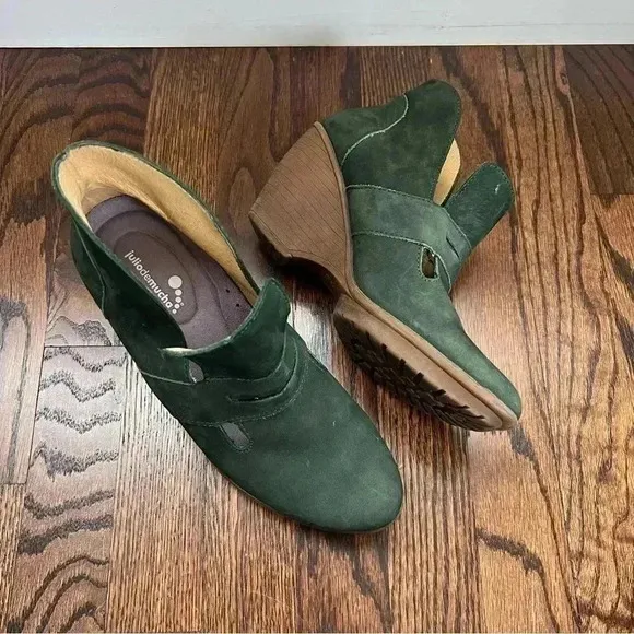 Julio de mucha Green Leather Wedge Women’s Size 7 Slip On Penny Loafer $129