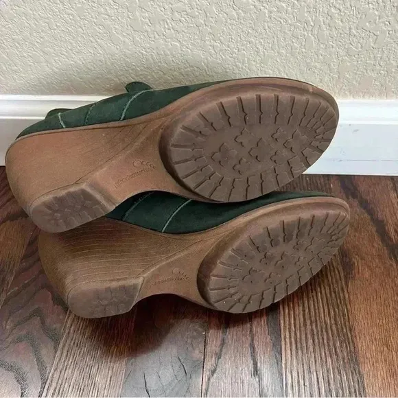Julio de mucha Green Leather Wedge Women’s Size 7 Slip On Penny Loafer $129