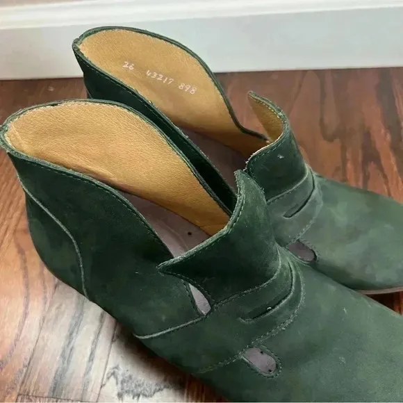 Julio de mucha Green Leather Wedge Women’s Size 7 Slip On Penny Loafer $129