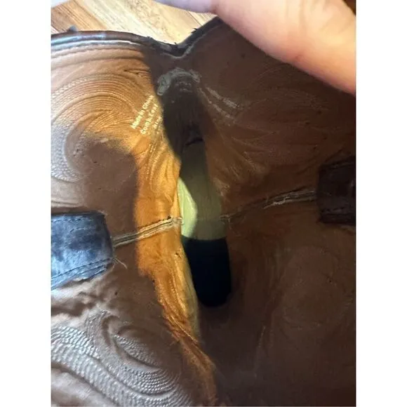Justin Boots Mens western cowboy embroidered leather boots worn in sz 10.5 style