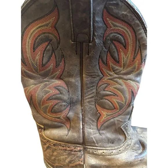 Justin Boots Mens western cowboy embroidered leather boots worn in sz 10.5 style