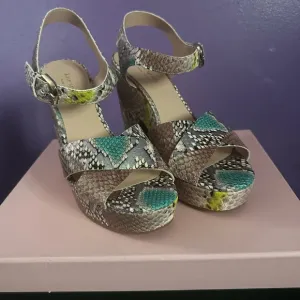 Kate Spade Grace Platform Sandal