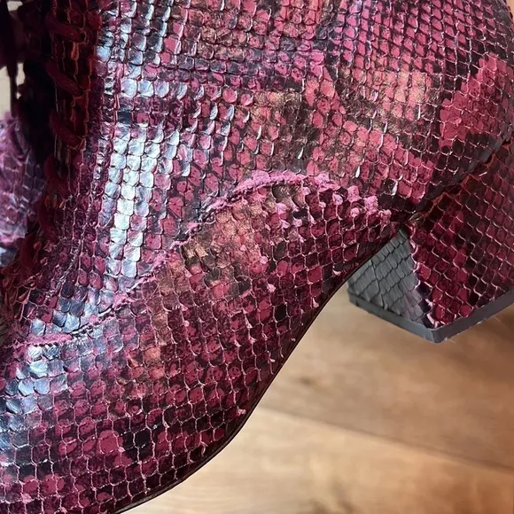 Kate Spade Lake Maroon Snake Embossed Lace Up Boots Size 10M
