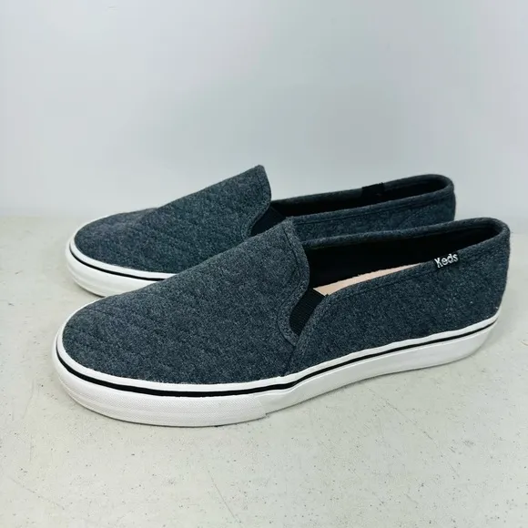 Keds Women’s Slip On Shoes Size 10 Dream Foam