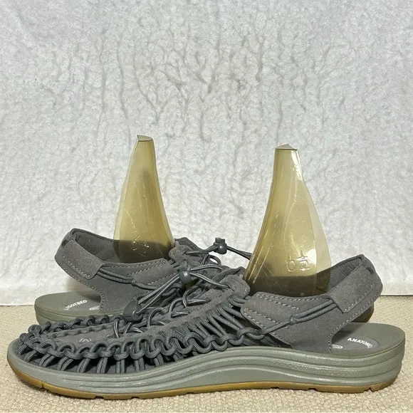 KEEN Mens Uneek Paracord String Grey Casual Canvas Sandals Shoes SZ 9.5
