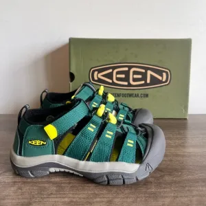 KEEN Newport H2 Youth Sandal Size 1 #498A