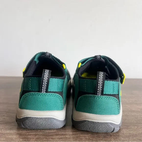 KEEN Newport H2 Youth Sandal Size 1 #498A