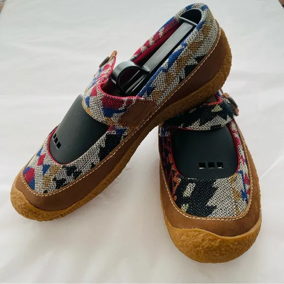 KEEN Women's Harvest MJ Button Mary Jane Southwestern Aztec Outdoor Shoes Sz 7