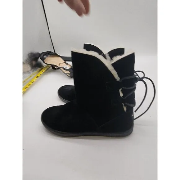 Koolaburra by UGG Women’s Size 6 Shazi Suede Short Tie Back Boots Black New