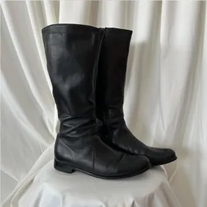La Canadienne Black leather knee-high boots size 8.