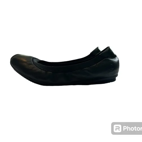 Lands End woman’s comfort elastic slip on ballet flat shoes size 8D EUC