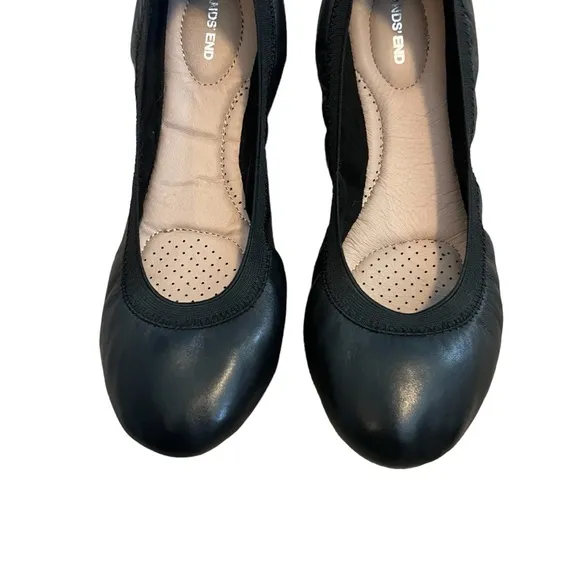 Lands End woman’s comfort elastic slip on ballet flat shoes size 8D EUC