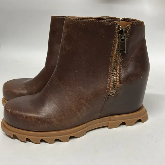 Leather Ankle Boots SORELJoan Of Arctic Waterproof Wedge III Booties size 7