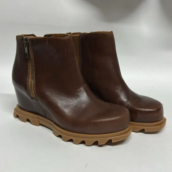 Leather Ankle Boots SORELJoan Of Arctic Waterproof Wedge III Booties size 7