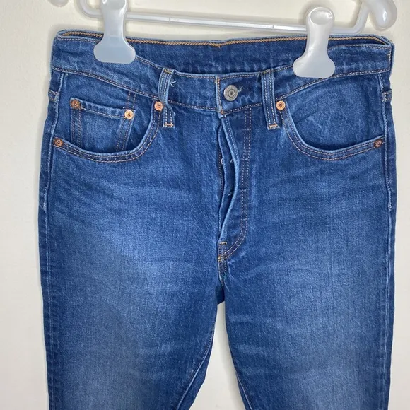 Levi’s 501 skinny dark wash cropped jeans with fringe hem size 25