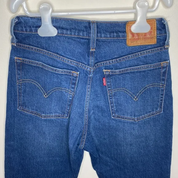 Levi’s 501 skinny dark wash cropped jeans with fringe hem size 25